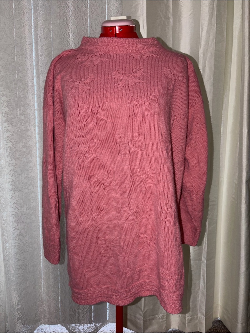 Vintage Pink Knit Sweater with bow details
